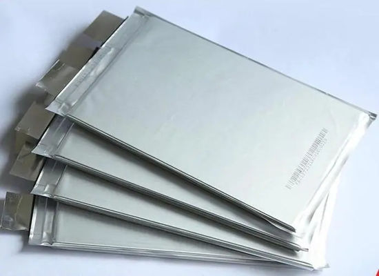 خرید خط تولید فیلم کامپوزیت آلومینیوم-پلاستیک با اکسترود سه لایه GWELL خط بسته بندی انعطاف پذیر باتری لیتیومی online manufacture